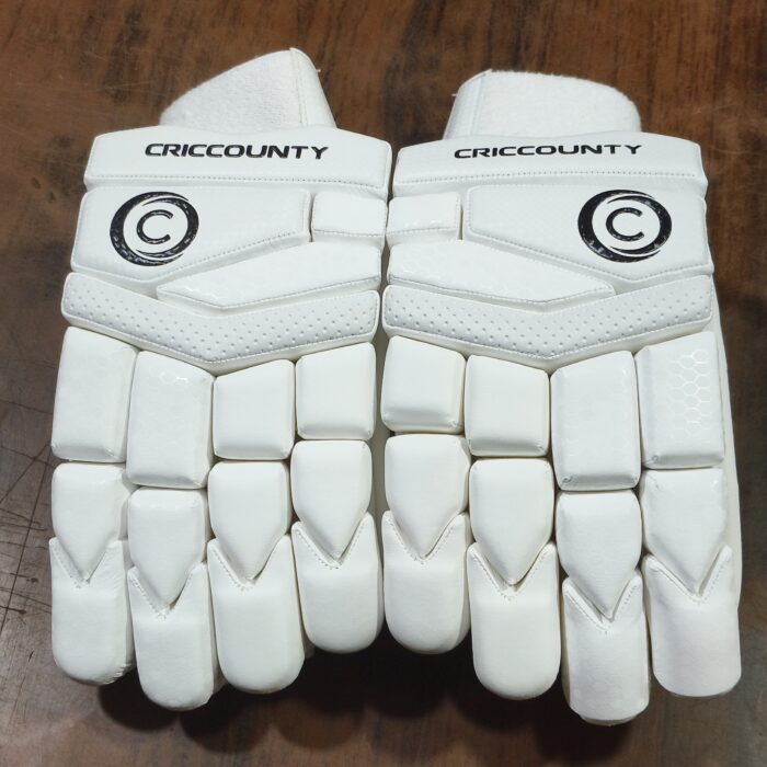 CricCounty Batting Gloves